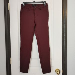 Liverpool Jacqueline Skinny Pant in aubergine
